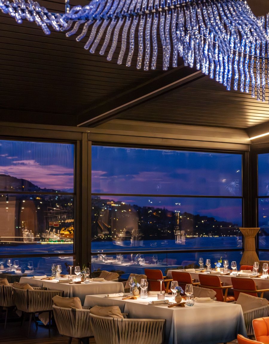 Denizden Restoran – hikaye salon